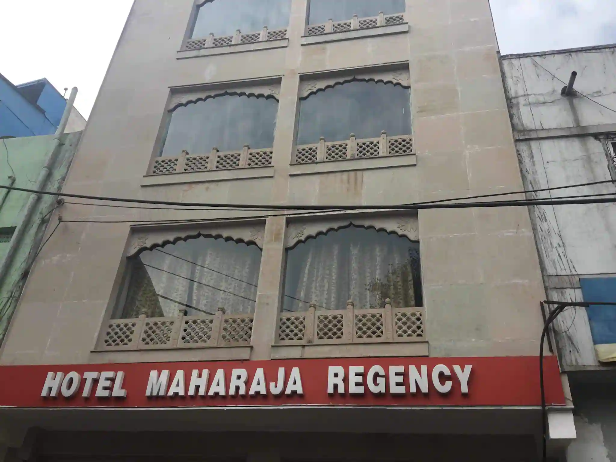 HOTEL MAHARAJA REGENCY
