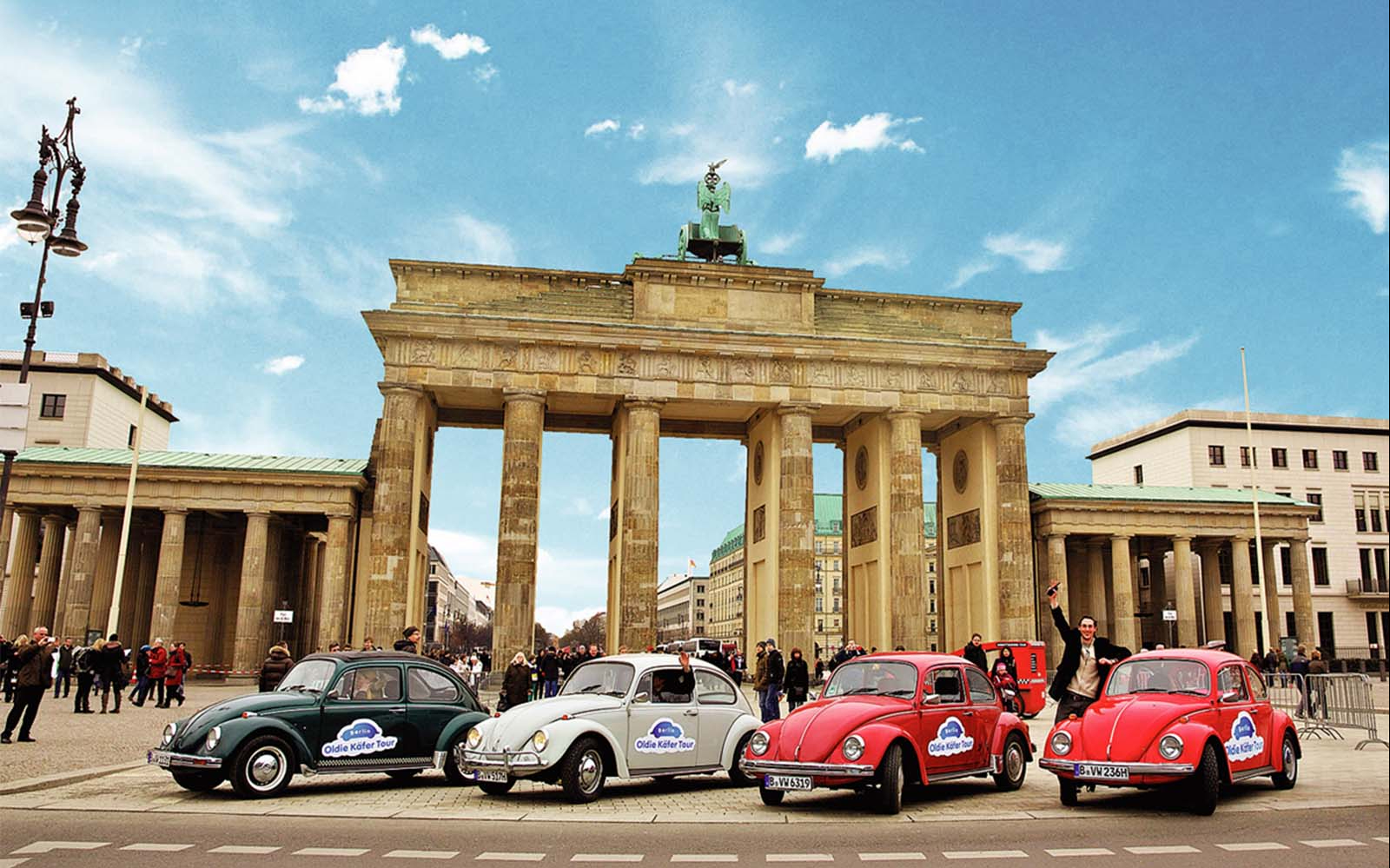 Image of 4-Hour Discovery Tour in a VW Beetle Cabriolet in Berlin