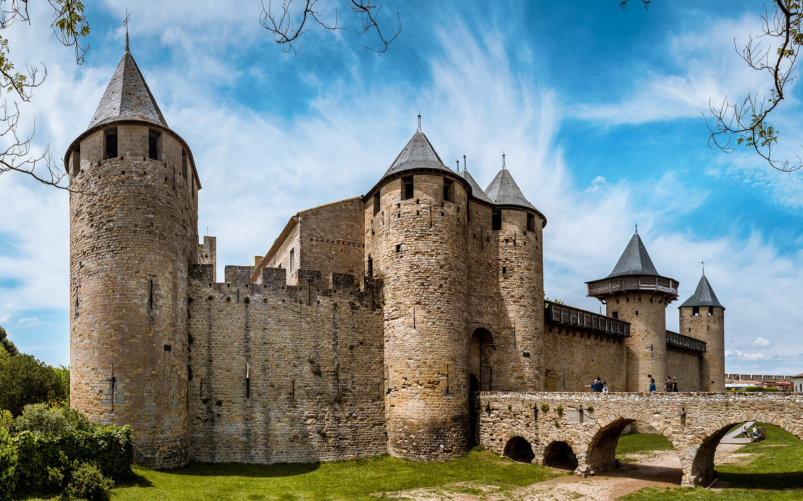 Image of Skip-the-Line Tickets to Carcassonne Castle & Ramparts