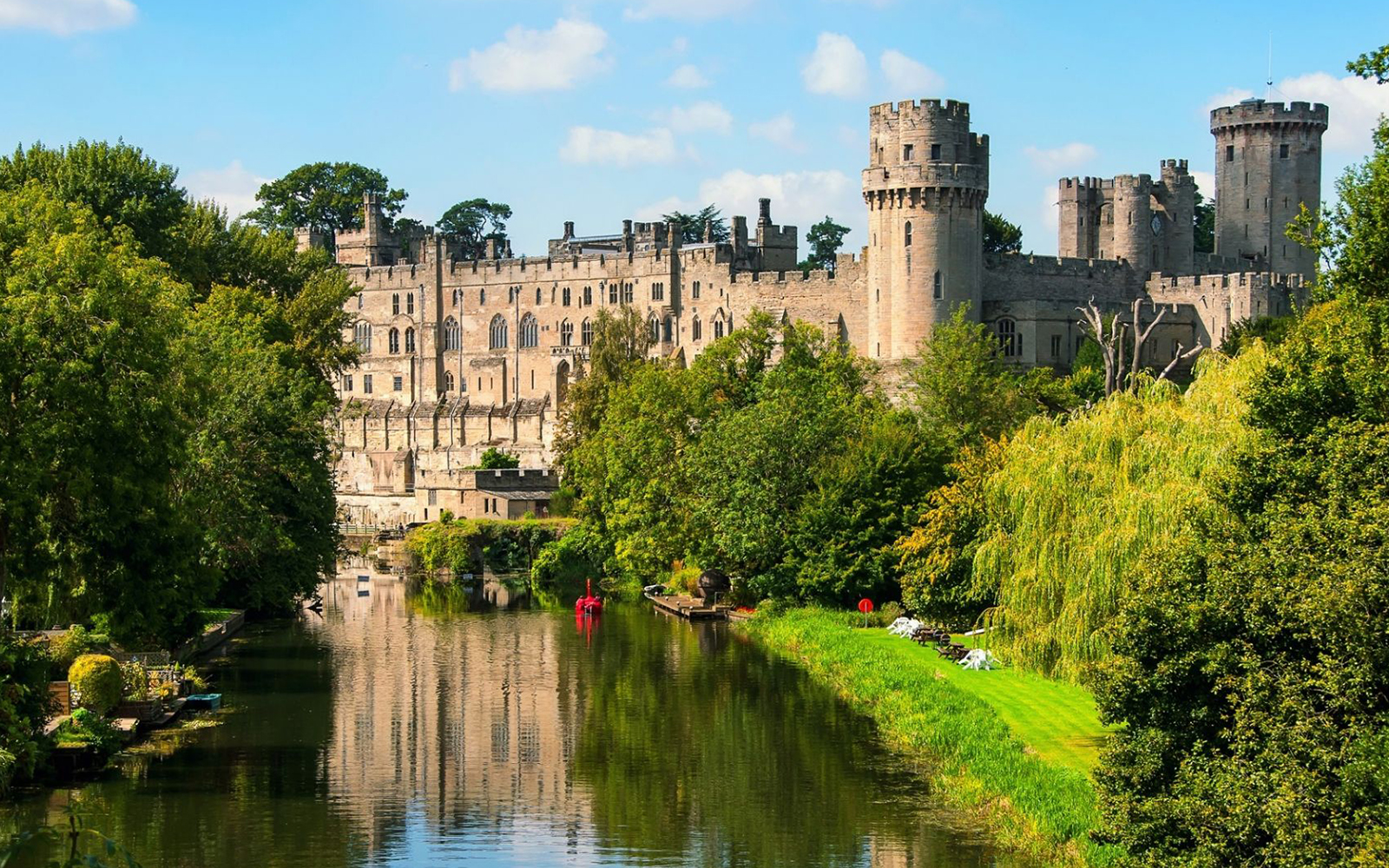Image of Day Tour of Warwick Castle from London by Rail