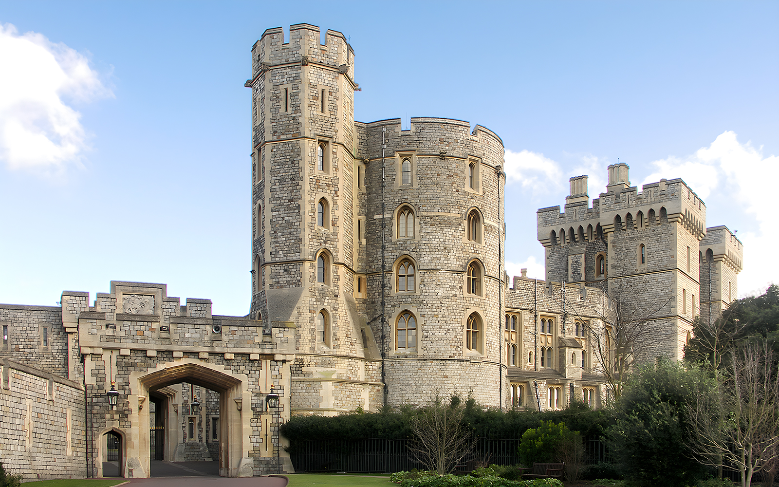 Image of Full-Day Small Group Guided Tour of Windsor, Stonehenge & Bath from London