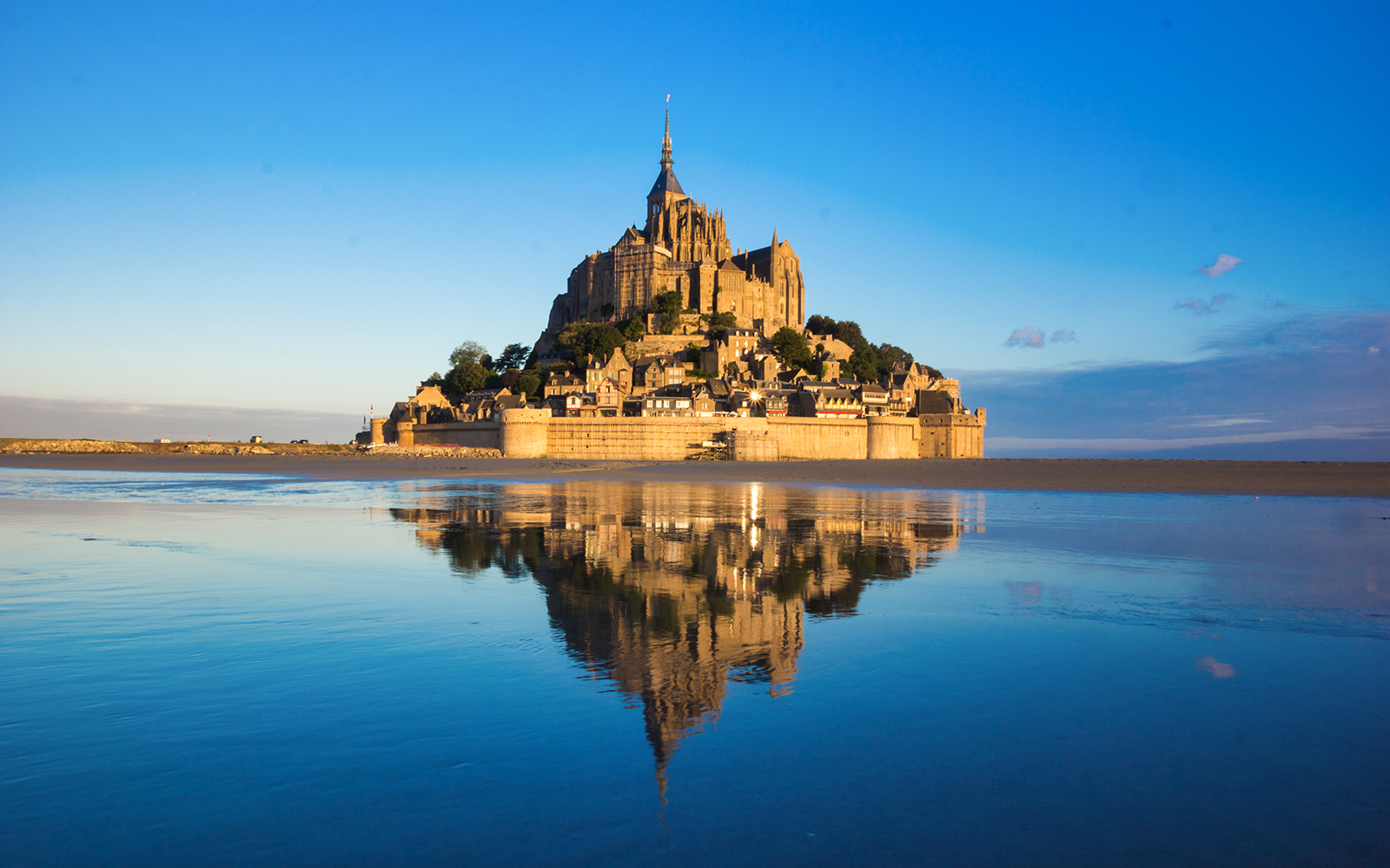 Image of Tickets to Mont Saint-Michel Abbey with Round-Trip Transfers from Paris