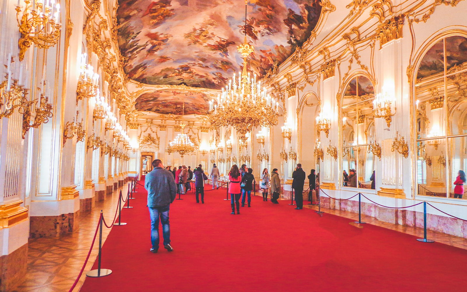 Image of Tickets to Schönbrunn Palace with Access to Franz & Sisi's Apartments & Audio Guide