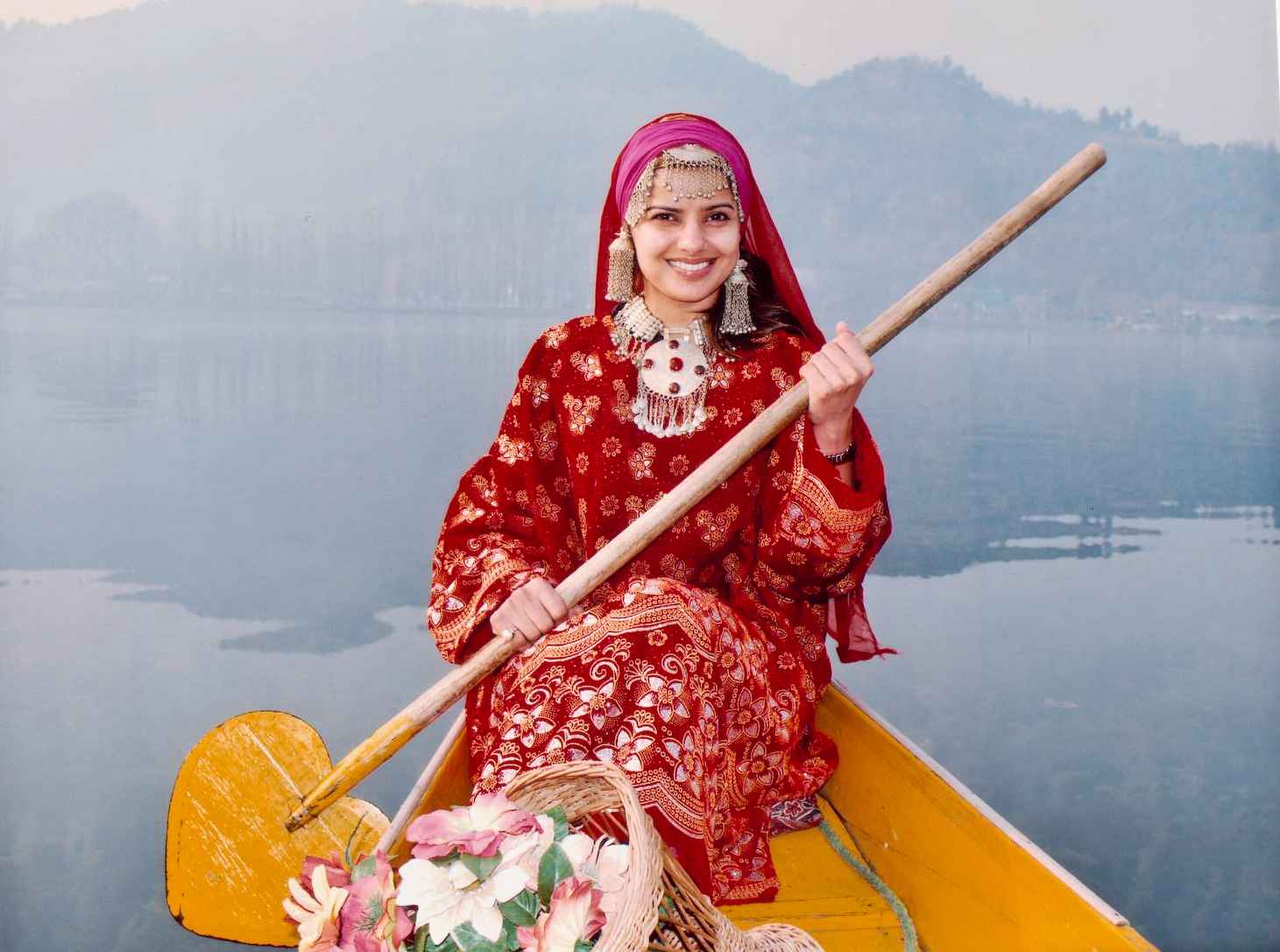 Shopping in Kashmir - 10 Most Famous Things to Buy in Srinagar