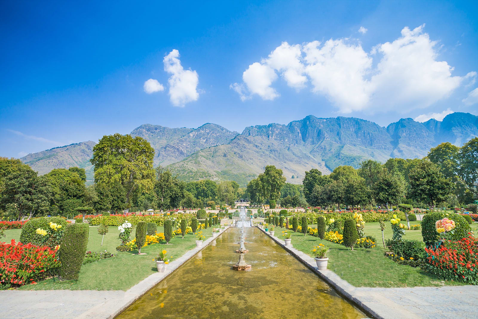 srinagar places to visit in april