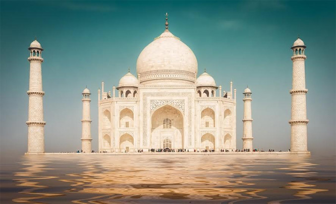 Explore the Important Aspects of Taj Mahal with EaseMyTrip.com