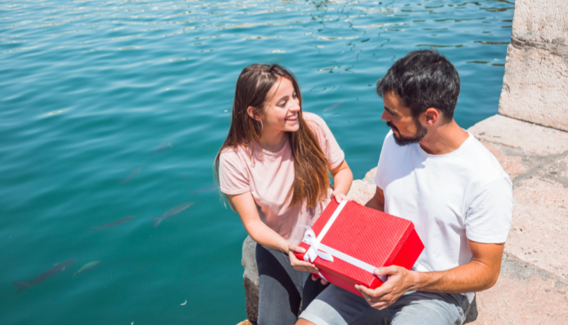 Travel + Festive Gifting