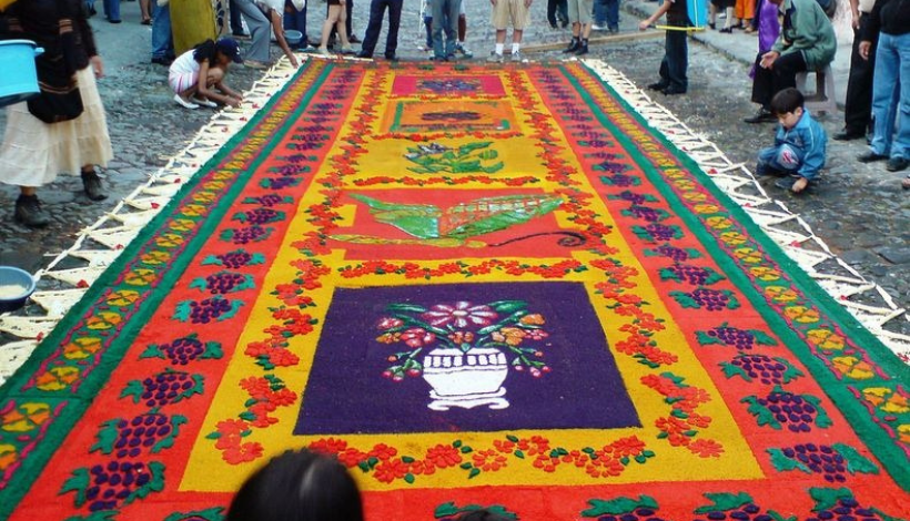 Art on the Cobblestones: Semana Santa in Antigua