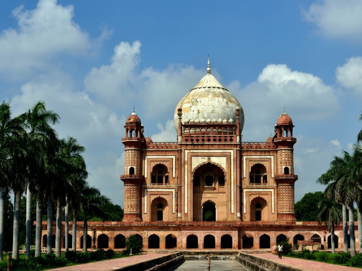 Safdarjung Tomb