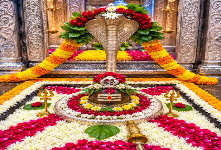 Mahakal & Omkareshwar Divine by Bus from Lucknow