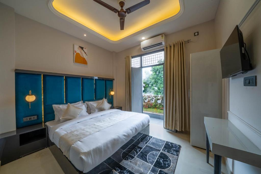 Perfectstayz Aalaya Suites,,3 star