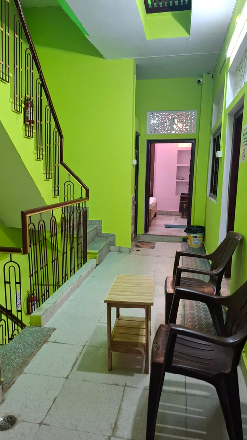 madhavi homestay