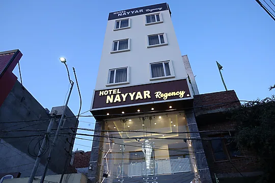 hotel nayyar regency