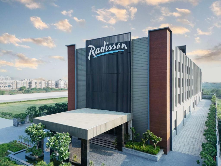 radisson hotel vrindavan