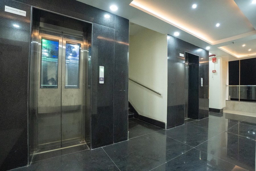 hotel shivpriya palace