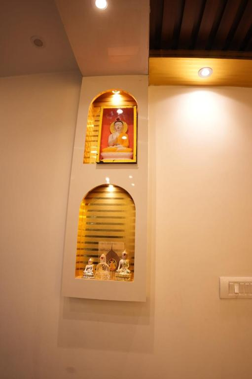aradhaya heritage hotel