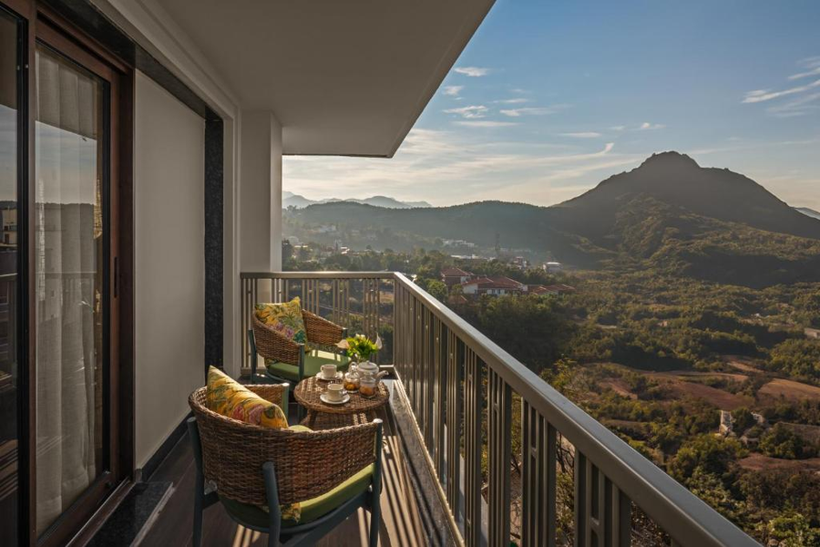 Auradoon, Dehradun - By Leisure Hotels,,4 star