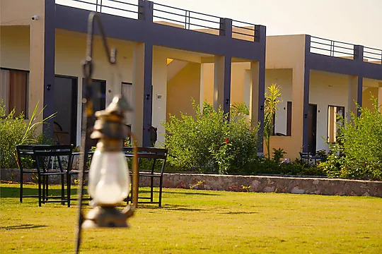 Ranthambore Village Serai,,3 star