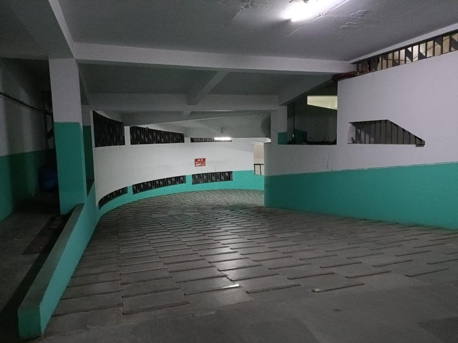 Hotel Luxurious Inn,,3 star