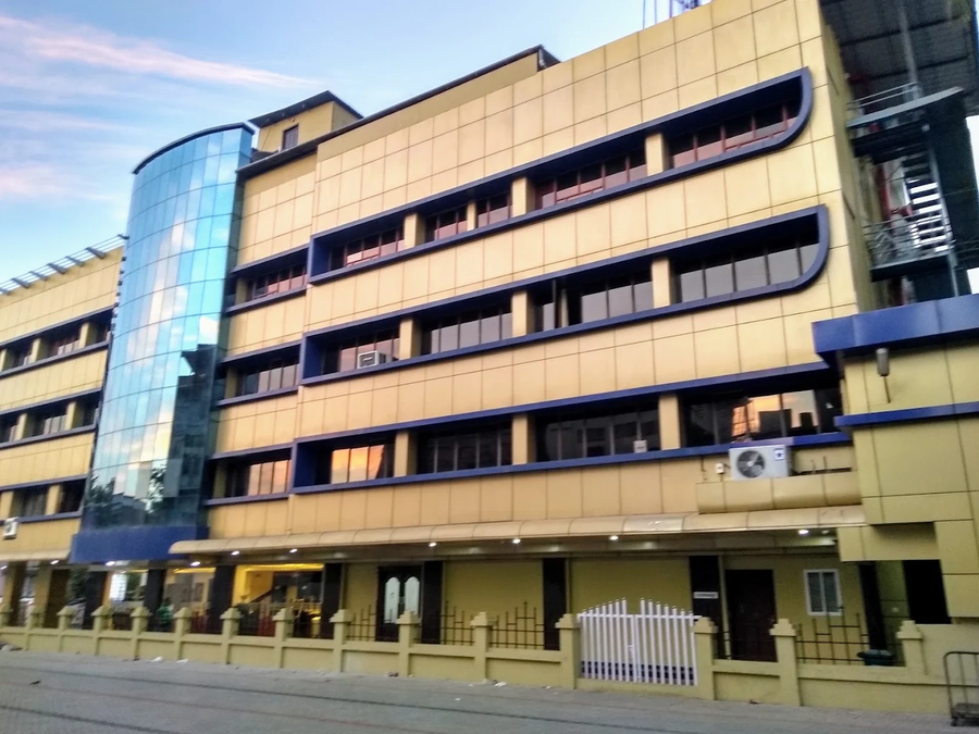 Hotel Indraprastha Kayamkulam,Opposite Private Bus Stand, Kayamkulam, Keralam 690502,2 star