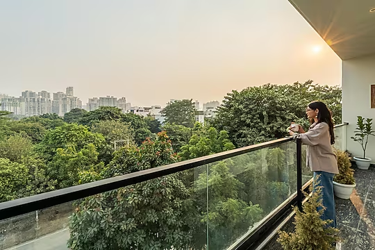 lime tree hotel and apartments noida sector 51