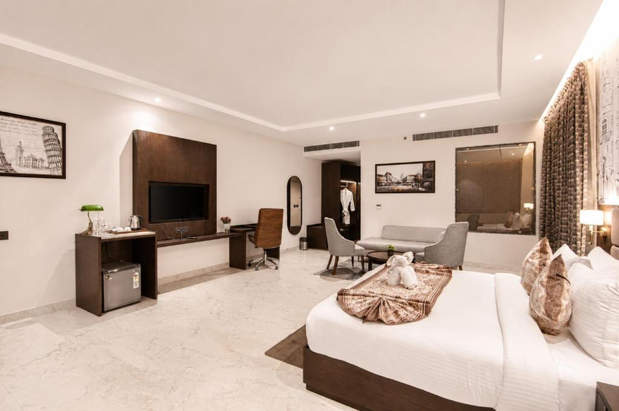 lotus vista hotel