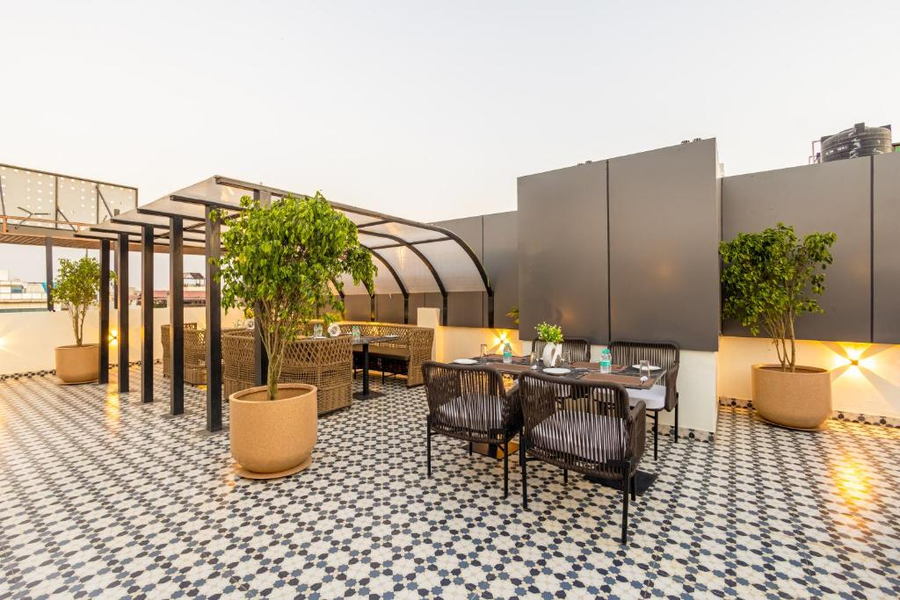 Saltstayz Premier - Paschim Vihar,,3 star