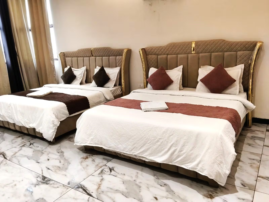 hotel royals zirakpur