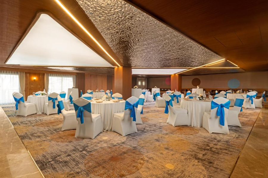 auradoon dehradun by leisure hotels