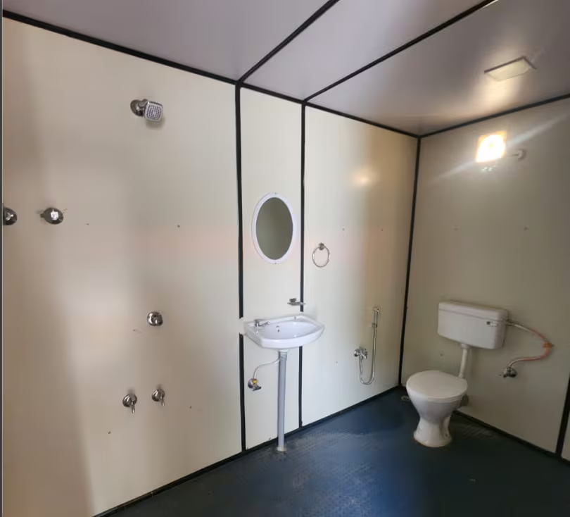 Aviator Resort,,2 star