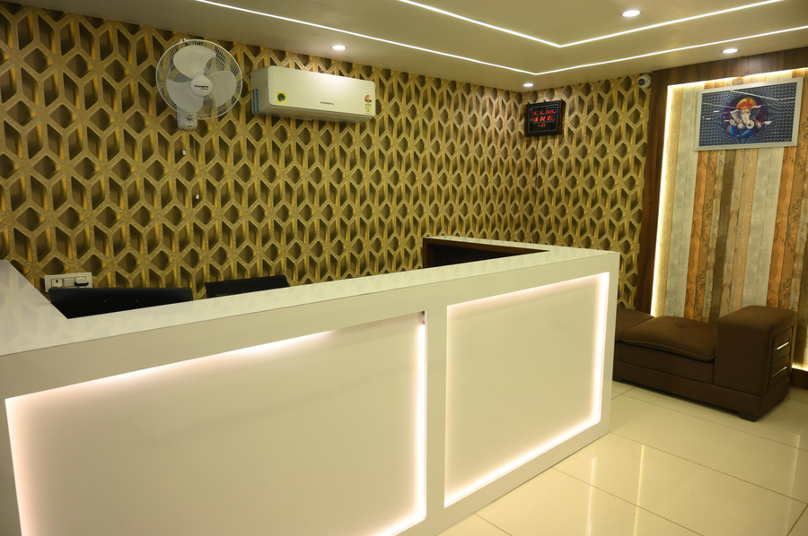 The Golden Villa,,3 star