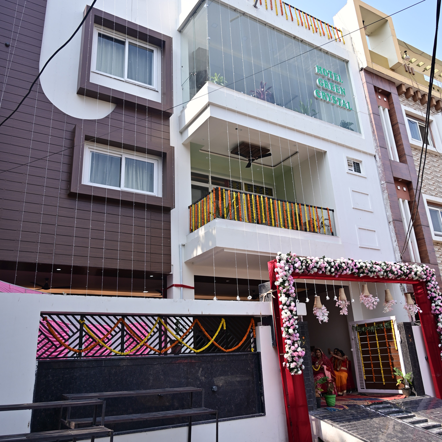 hotel green crystal