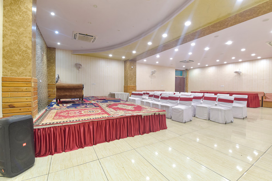 Fabhotel Sky Blue,JHOTWARA, JAIPUR,3 star