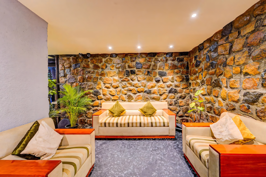 Rg Suites Slate,,3 star