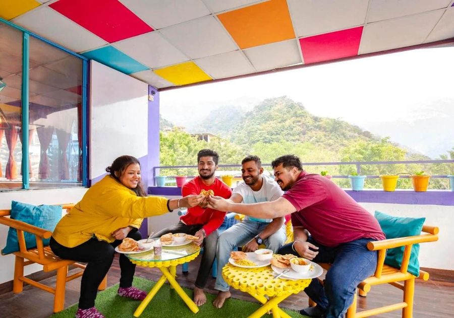 Zoukstayz,>>Tapovan, Rishikesh ,3 star