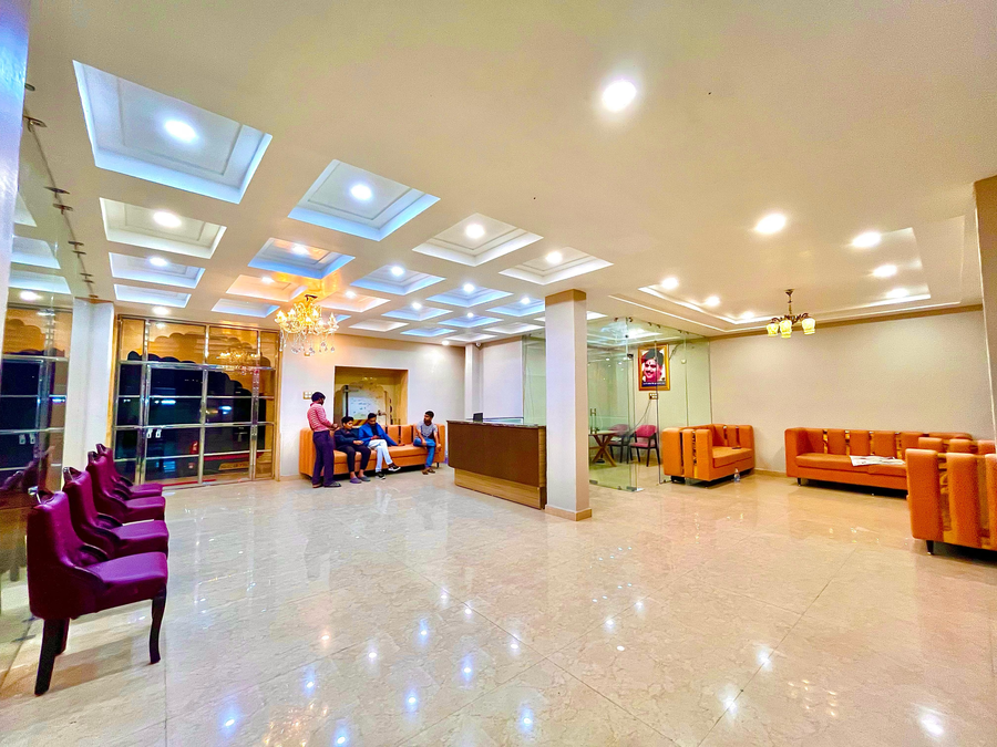 Siyavar Palace,,3 star