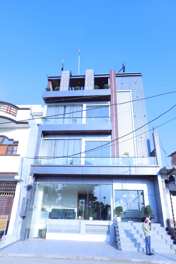 Hotel R Raghavam,,3 star