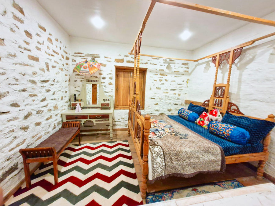 Tatsaaraa Kavan,Ramgarh,3 star