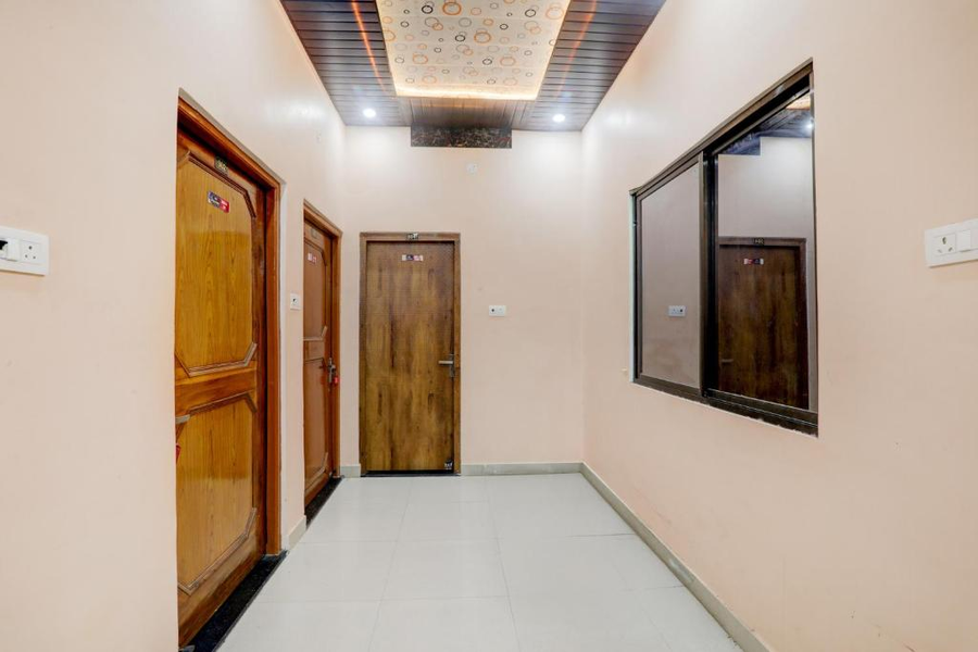 Super Hotel O Saryu Ghat Formerly Balaji Palace,,2 star