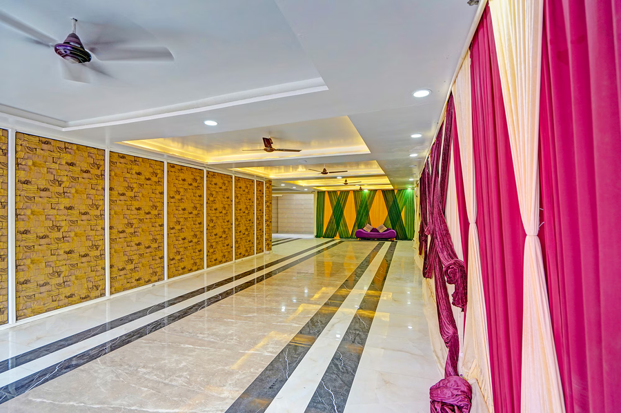 Fabhotel Moonlit,Gautam Buddha Nagar,3 star