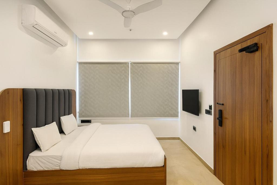 the metrostay at new delhi railway station