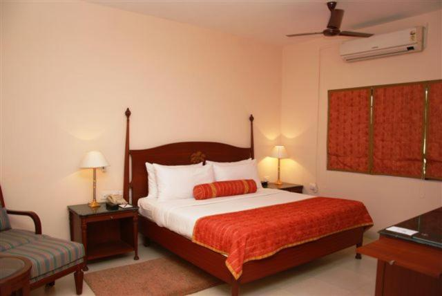 The Lalit Traveller Khajuraho,Sevagram,4 star