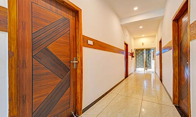 fabhotel raja residency