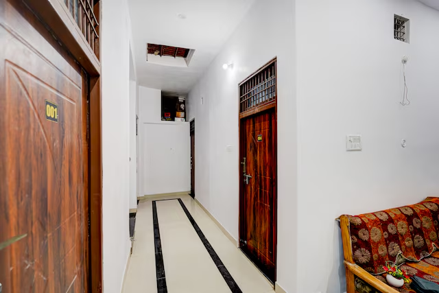 Super Hotel O Prayagraj Sangam Railway Junction Formerly Veni Madhv Inn,,3 star