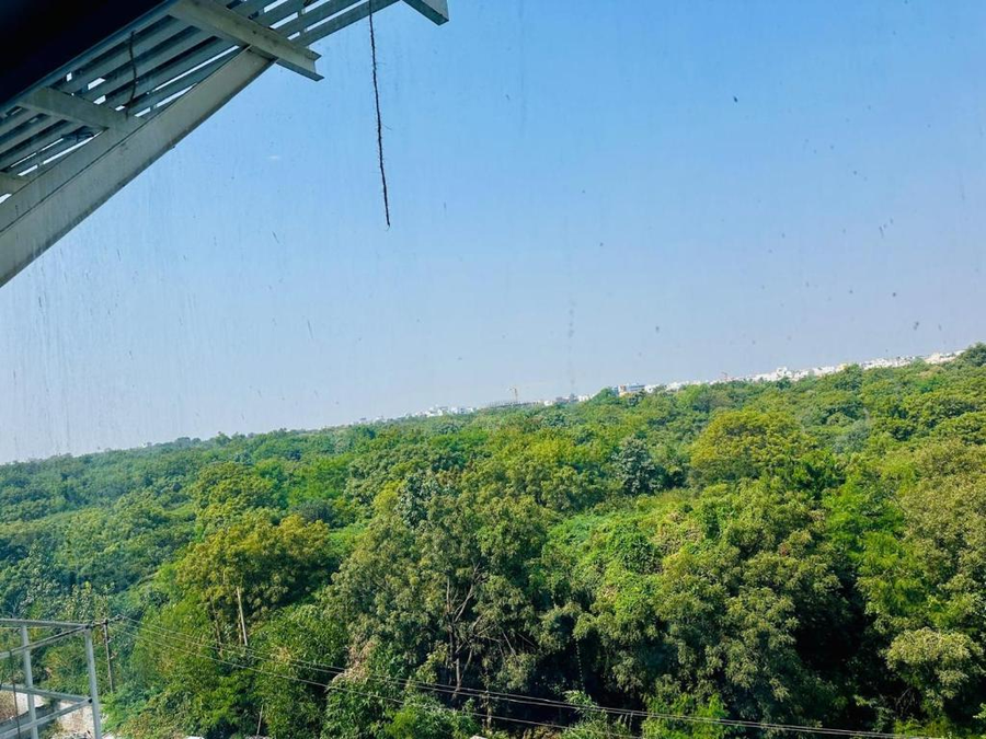 Hotel Tulips Grand  ,,3 star