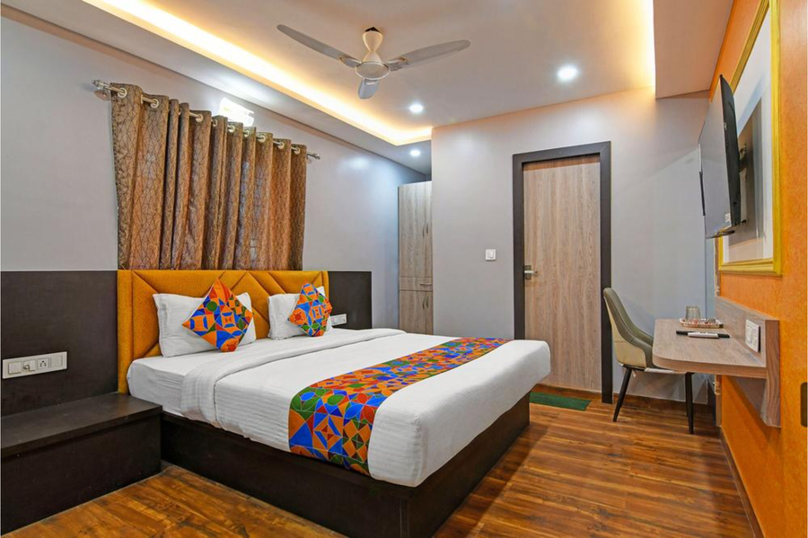 Fabhotel Disa,D.C. Tower, Chinarpark, Hatiara, Lokenath Park, Sutanta Pally, Hatiara, Kolkata 700136,3 star