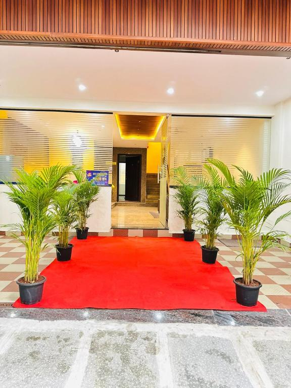 Hotel Sm Comforts Btm Layout,,3 star