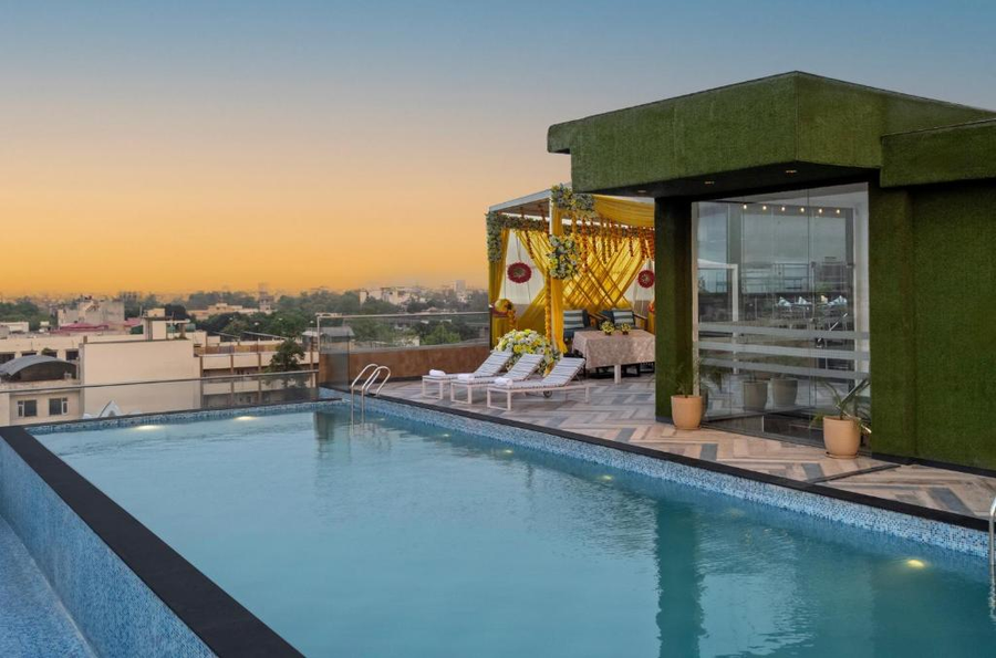 Country Inn Premier Amritsar,,4 star