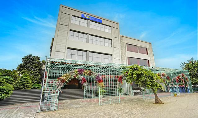 fabhotel golden rivaah
