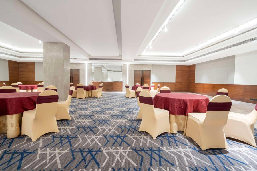 radisson hotel vrindavan